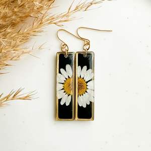 Pendientes de Resina Modernos Hechos a Medida con Diseño de Hojas Prensadas para Promoción de Marca Femenina a Precio de Fábrica - Product Image 6