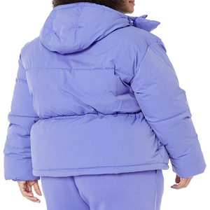 Veste matelassée à capuche pour femme, manteau d'hiver isolé et chaud, vêtement d'extérieur rembourré élégant, couleur lavande violette, avec fermeture à boutons-pression - Product Image 6