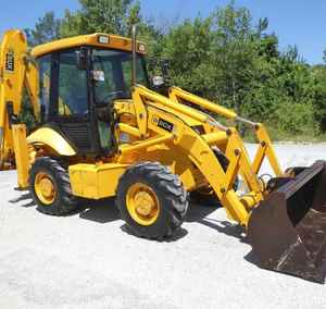 Chargeuse-pelleteuse compacte JCB 2CX haute puissance 4x4 Diesel Machine de construction avec chargeur frontal et pelle arrière - Product Image 1