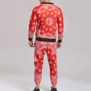 Ensemble de survêtement à sublimation respirant pour homme avec coupe moderne et tissu extensible pour un confort et un style toute la journée - Product Image 2