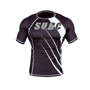 Protège-éruption cutanée à manches courtes, chemise à grattage et protège-éruption BJJ personnalisé pour débutants - Product Image 1