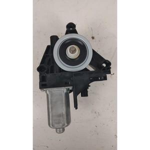 Moteur électrique de lève-vitre arrière droit FIAT Freemont 1ère série (11>) C21363-100 939B5000 - Product Image 3