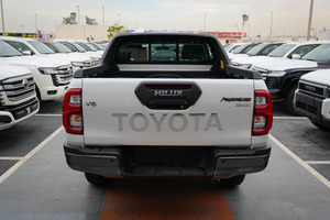 NUOVISSIMO TOYOTA HILUX (ADVENTURE) 2026 200Kw (299Cv) 0 km TRASMISSIONE AUTOMATICA - Product Image 4