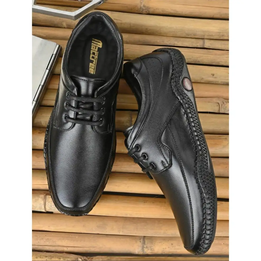 Pabrik kerajinan buatan tangan sepatu Formal kulit murni kualitas Super buatan tangan disesuaikan kulit acara untuk alas kaki pria Aksesori