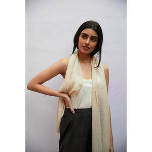 Bufanda de Pashmina Color Marfil Natural, Transpirable, con Estampado Floral, Diseño Jacquard Largo para Otoño e Invierno, Hecha de Poliéster - Product Image 1