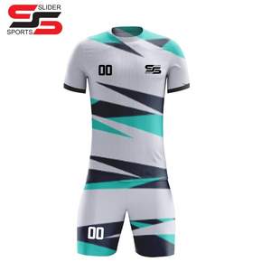 Conjunto de Uniforme de Fútbol Personalizado, Transpirable, de Manga Corta, con Impresión Sublimada - Product Image 3