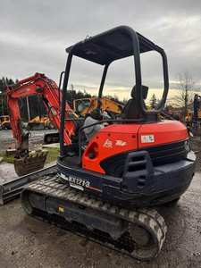 2016 Kubota KX121 3 Mini excavadora Durable Compacto y productivo con componentes centrales Bomba de cojinete de motor Caja de cambios - Product Image 4