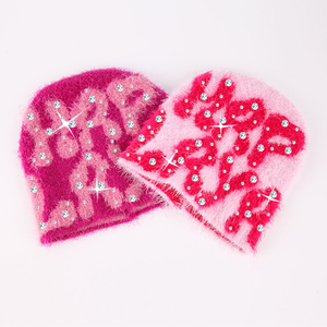 Gorro de punto jacquard personalizado al por mayor, gorro con diamantes de imitación, gorro de mohair de diseñador unisex para hombre - Product Image 3