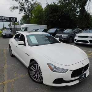 CLEAN 2016 Maserati Gran Turismo S Q4 AWD Volante a la izquierda - Product Image 1