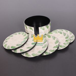 Article chaud au Vietnam sous-verre en rotin incrusté de forme ronde avec coloré pour le dessus de table et les ustensiles de cuisine en gros en vrac - Product Image 1