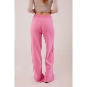 Pantalon rose tricoté en gros avec taille haute côtelée, respirant et à jambes larges - Product Image 1