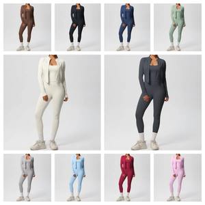 Ensemble de gymnastique fitness respirant pour femmes-Short de soutien-gorge de yoga respirant personnalisé en gros avec vêtements de sport et haut de couleur unie avec leggings - Product Image 4