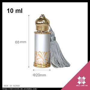 Bouteille de parfum fantaisie 5ml Cylindre Attar avec décoration de gland sérigraphié à bouchon à vis et emballage en cuir de qualité supérieure - Product Image 6