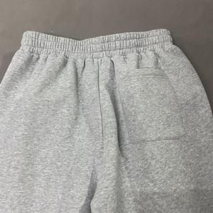 Pantalones de chándal de algodón pesado 100%, logotipo personalizado bordado OEM fábrica al por mayor. - Product Image 3