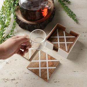 Ensemble de sous-verres en bois fabriqués à la main avec support de style chariot décoratif Tapis de boisson élégants pour table à manger, cuisine ou bureau - Product Image 1