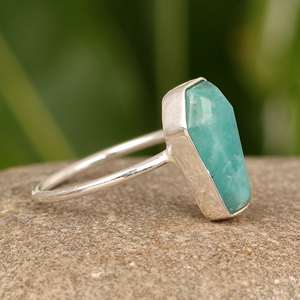 Vente en gros de bagues en amazonite naturelle 8x14mm personnalisées cercueil en argent sterling 925 bijoux en argent de Bohème fabricant pour femmes et filles - Product Image 2