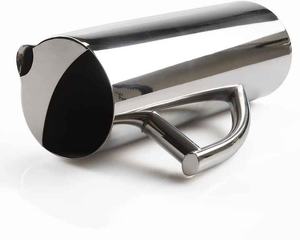 Jarra clásica de acero inoxidable para bebidas Metal duradero para hoteles y catering que sirve jugo y agua - Product Image 1