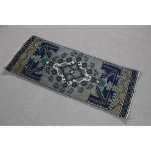 Alfombra Turca Vintage Pequeña de 1,4x3,3 pies, Alfombra de Retazos Verde Azul - Product Image 2