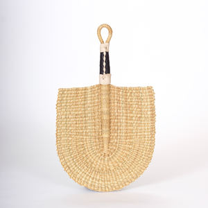 Éventail pratique en fibre de jonc de mer tressé, éventails à main en herbe de mer naturelle de la meilleure qualité avec poignée recouverte - Product Image 1