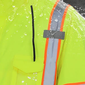 Vestes de sécurité personnalisables haute visibilité pour hommes Meilleure fabrication de haute qualité Conception personnalisée pour les uniformes de travail - Product Image 2