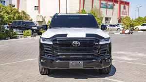 MEILLEURES VENTES RAPIDES DE <span class=keywords><strong>TOYOTA</strong></span> LAND-CRUISER VX 3.5L Essence Black Edition 4x4 SUV D'OCCASION - Product Image 3