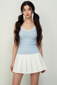 Top en maille côtelée à col en V pour femmes, uni, doux, extensible, 100% coton, respirant, écologique, coupe ajustée, bretelles spaghetti, vente en gros - Product Image 2