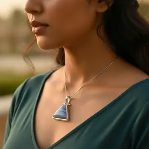 Pendentif en argent 925 avec agate bleue en dentelle pour femmes, plaqué rhodium, bijoux en pierres précieuses religieuses avec motif de pyramide étoilée, pendentif de charme - Product Image 3