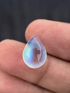 พลอยมูนสโตนสีรุ้งธรรมชาติทรงลูกแพร์สำหรับทำเครื่องประดับจากอินเดีย - Product Image 6