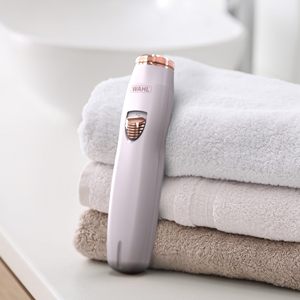 Tondeuse rotative rechargeable sans douleur avec lame en acier inoxydable pour l'épilation du visage des femmes, rasoir IPX7 pour le dessus des lèvres, les joues et le menton - Product Image 5