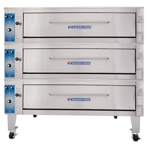 Four à rôtir électrique à trois niveaux Bakers Pride ER-3-12-5736 SuperDeck de 57 pouces, état neuf, automatique, pour restaurants et hôtels - Product Image 1