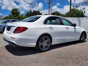 NOUVEAU 2024 MERCEDES-BENZ E300 4MATIC Traction Intégrale SLR 5.4 Mc TOP CONDITION Voiture Sportive 625CV Transmission Automatique - Product Image 4