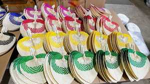 El precio más bajo Bamboo Handfan Palm Leaf Handfan Decor Artículo Handfan hecho a mano Muchos productos naturales de color - Product Image 5