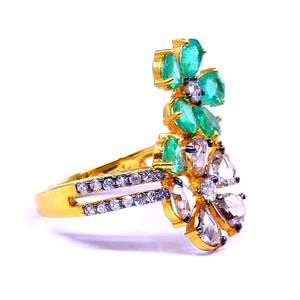 Diseñador 14K Oro Bajo MOQ Joyería Proveedor Esmeralda Piedra preciosa Asequible Señoras Use Anillo DE FLOR DE DIAMANTE - Product Image 3