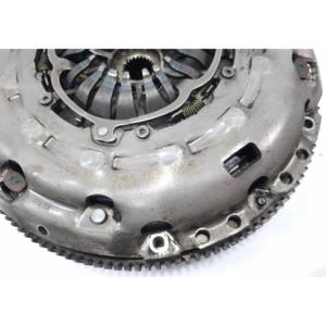 ชุดคลัตช์และฟลายวีล ออดี้ เอ3 สปอร์ตแบ็ค ซีรีส์ (8VA) 04L141025 CRBC, CRLB, CRUA, DBGA, DCYA, DEJA, DFGA ดีเซล 2000 (12>18) - Product Image 3