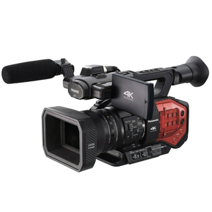 NOUVEAU ARRIVÉ Caméscope 4K AG-DVX200 avec quatre tiers capteurs Caméras vidéo numériques et objectif zoom intégré - Product Image 1