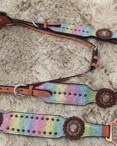 Ensemble de clous de cheval en cuir de luxe de qualité supérieure pour collier de poitrine saisonnier et têtière de cheval de trait occidental avec logo personnalisé - Product Image 3