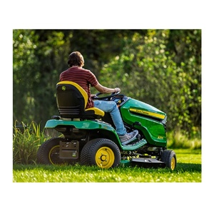 Cortadora de césped versátil John Deere X350 con motor Kawasaki V Twin de 21.5 hp y sistema de elevación de plataforma operado con un pedal para hogares - Product Image 4