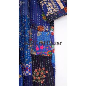 Robe kimono courte vintage faite à la main, motif floral de luxe, couverture indienne, veste douce pour l'hiver, robe de nuit courte pour l'automne - Product Image 2