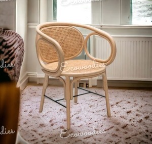 เก้าอี้รับประทานอาหารหวายคลาสสิกทรงเสน่ห์เก้าอี้รับประทานอาหารแบบเรียบง่ายนั่งสบายในร่มลานลานระเบียงทำจากไม้ไผ่ธรรมชาติทำด้วยมือสำหรับสวนสาธารณะวิลล่า - Product Image 3