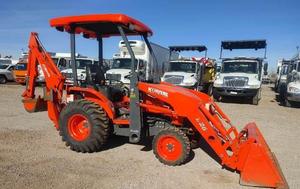 Chargeuses rétrocaveuses Kubota M62 d'occasion à vendre - Product Image 2
