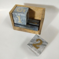 Calendrier multi-pièces Art Déco personnalisé en marbre gris et bois, fait main, avec accents en laiton, décoration d'intérieur, cadeau de bureau 365 jours