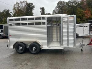 Remorque en aluminium fermée pour le transport de bétail et de chevaux, remorque ventilée pour animaux, utilisation agricole - Product Image 3