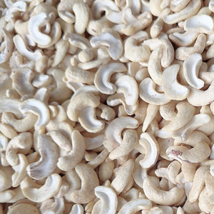 เม็ดมะม่วงหิมพานต์ดิบอบแห้งจากโรงงานซานติโก คุณภาพดี ราคาดีที่สุด W320 เม็ดมะม่วงหิมพานต์เวียดนาม ปลอดภาษี - Product Image 1