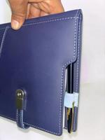 Organisateur de documents en cuir avec fermeture éclair, bloc-notes et poches