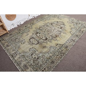 Alfombra turca Vintage de 5,9x8,4 pies, lana tejida plana verde Beige con patrón de retazos para decoraciones de sala de estar o uso en el pasillo - Product Image 2