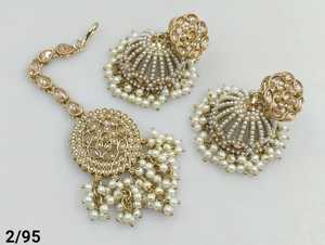 Antique Indian Jewelry Designer Jewelry Beautiful High Gold Polish Beautiful Cluster Pearls Antique <b>Jhumka</b> <b>Earring</b> Mangttika Set - Product Image 5