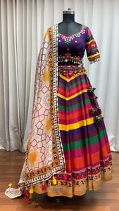 Musli especial Navratri con hilo múltiple y trabajo de espejo Lehenga Choli mujer fabricante de moda de Surat - Product Image 6