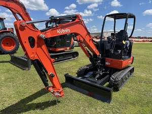 Mini-excavatrice KX033-4 2025, haute qualité, machine de 5,5 tonnes, excavatrice sur chenilles, originale et très vendue, abordable - Product Image 2