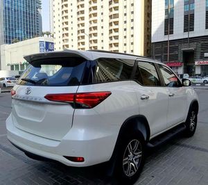 Toyota Fortuner EXR SUV 2021, nuevo/usado, transmisión automática, 7 plazas - Product Image 4