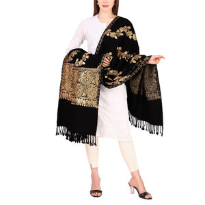 Chal de lana bordado con diseño único para mujer, cubierta de hombro bordada, chales largos de lana cálidos de peso pesado - Product Image 6